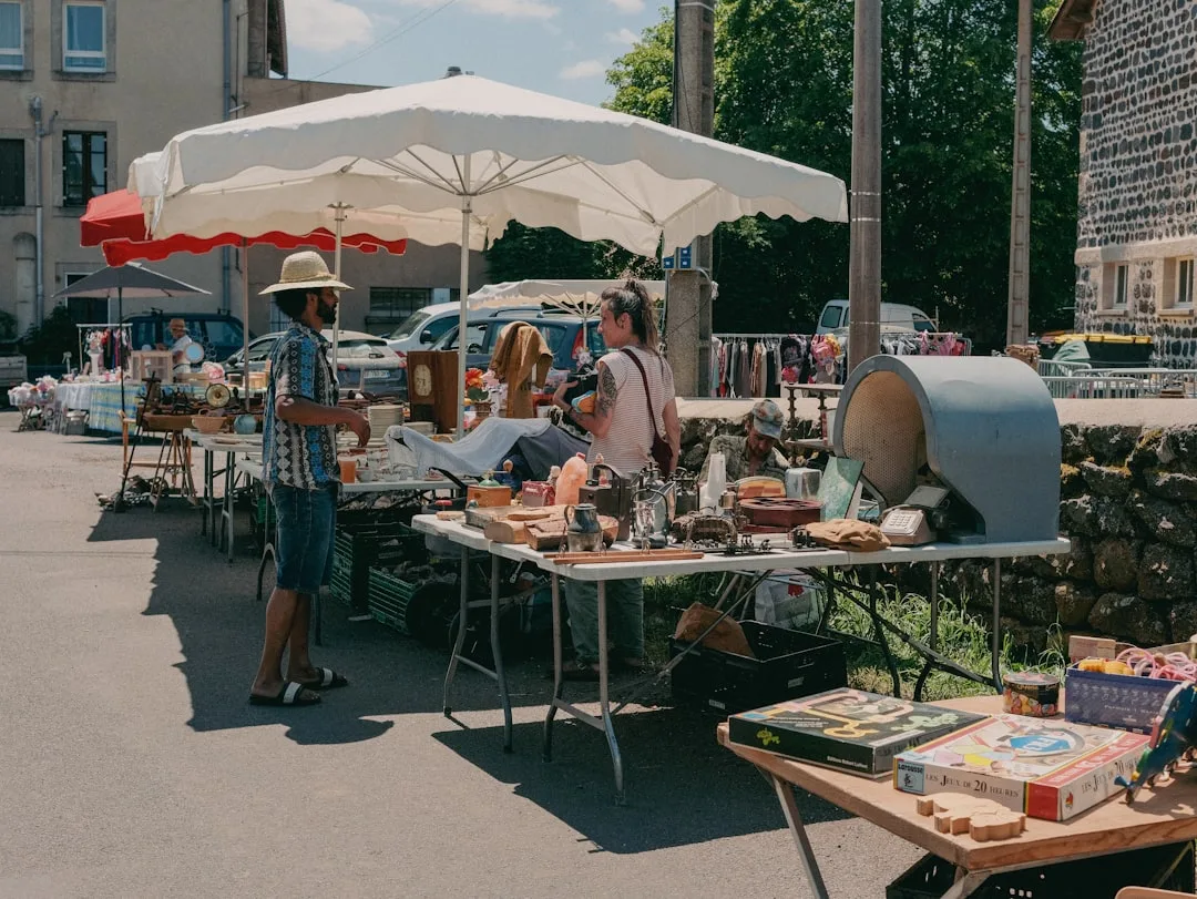 Großer Kunsthandwerkermarkt bei »drumherum – Das Volksmusikspektakel 2026